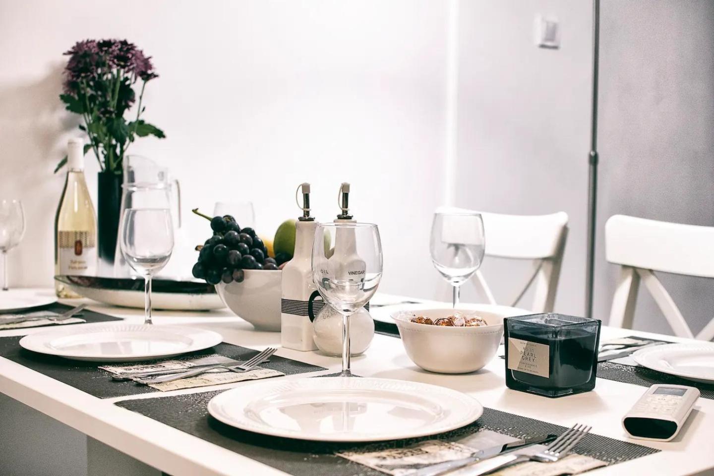 10 Seconds Away From The Main Street, Free Secured Parking Appartement Sofia Buitenkant foto